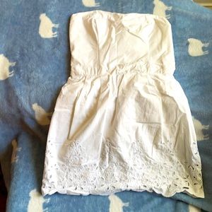 White Hollister strapless dress